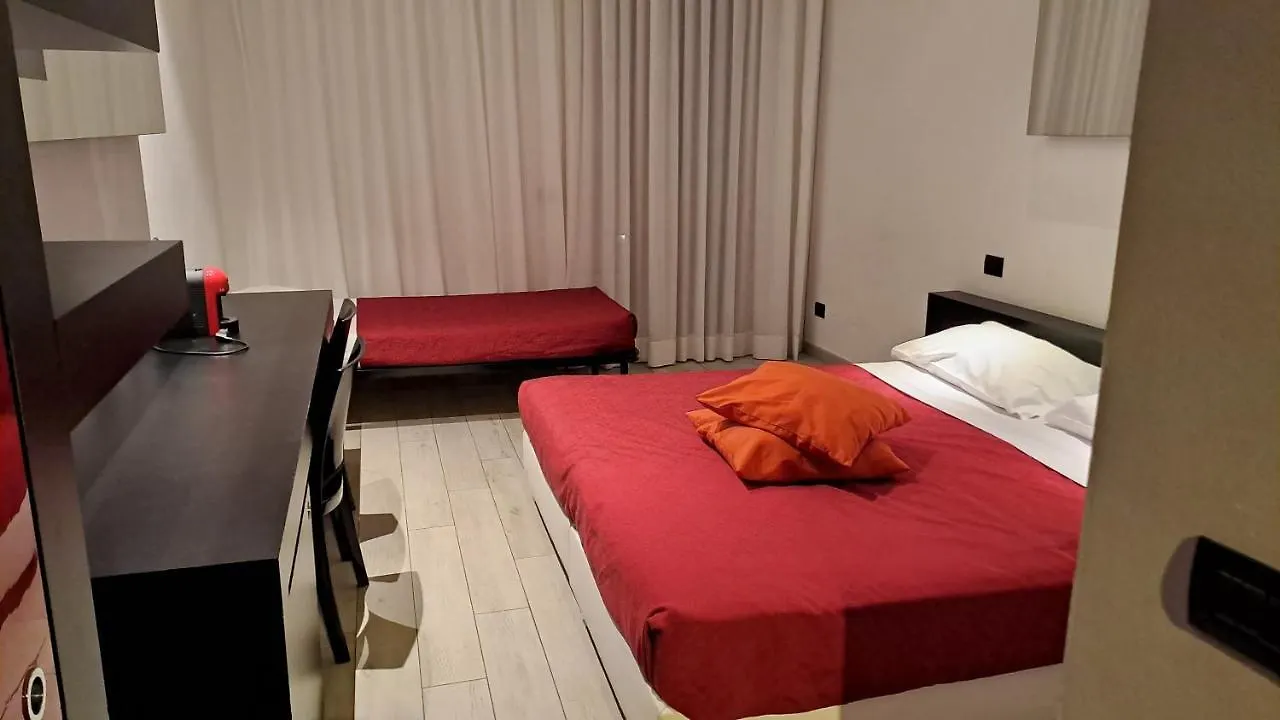 Blue Shades Hotel Pisa