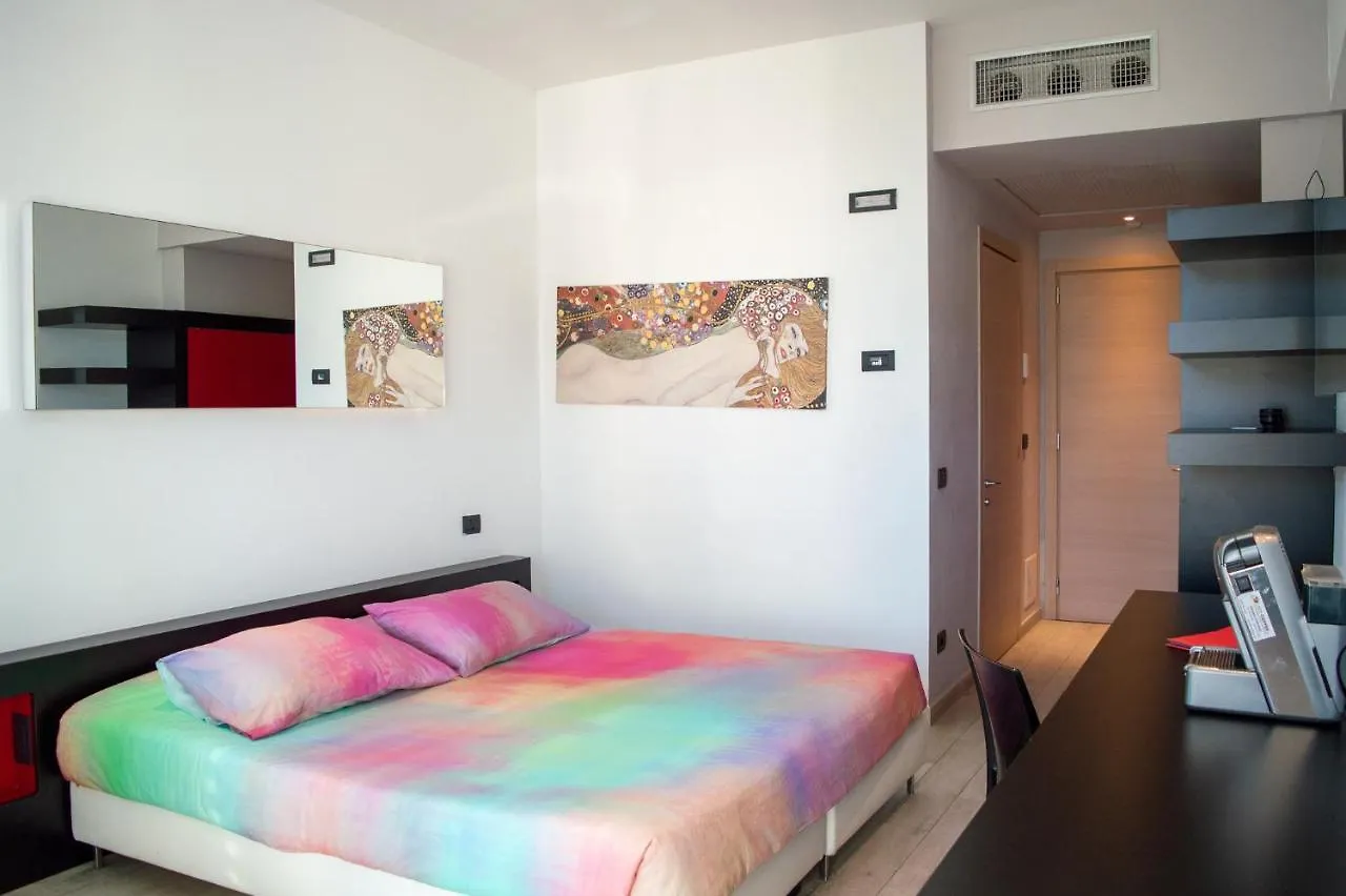 Blue Shades Hotel Pisa
