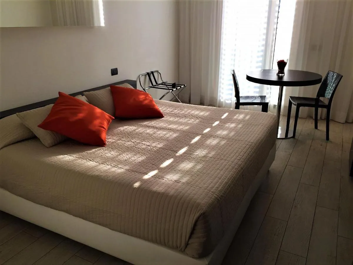 Blue Shades Hotel Pisa