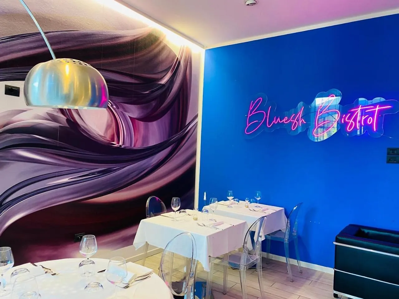 Blue Shades Hotel Pisa Italy