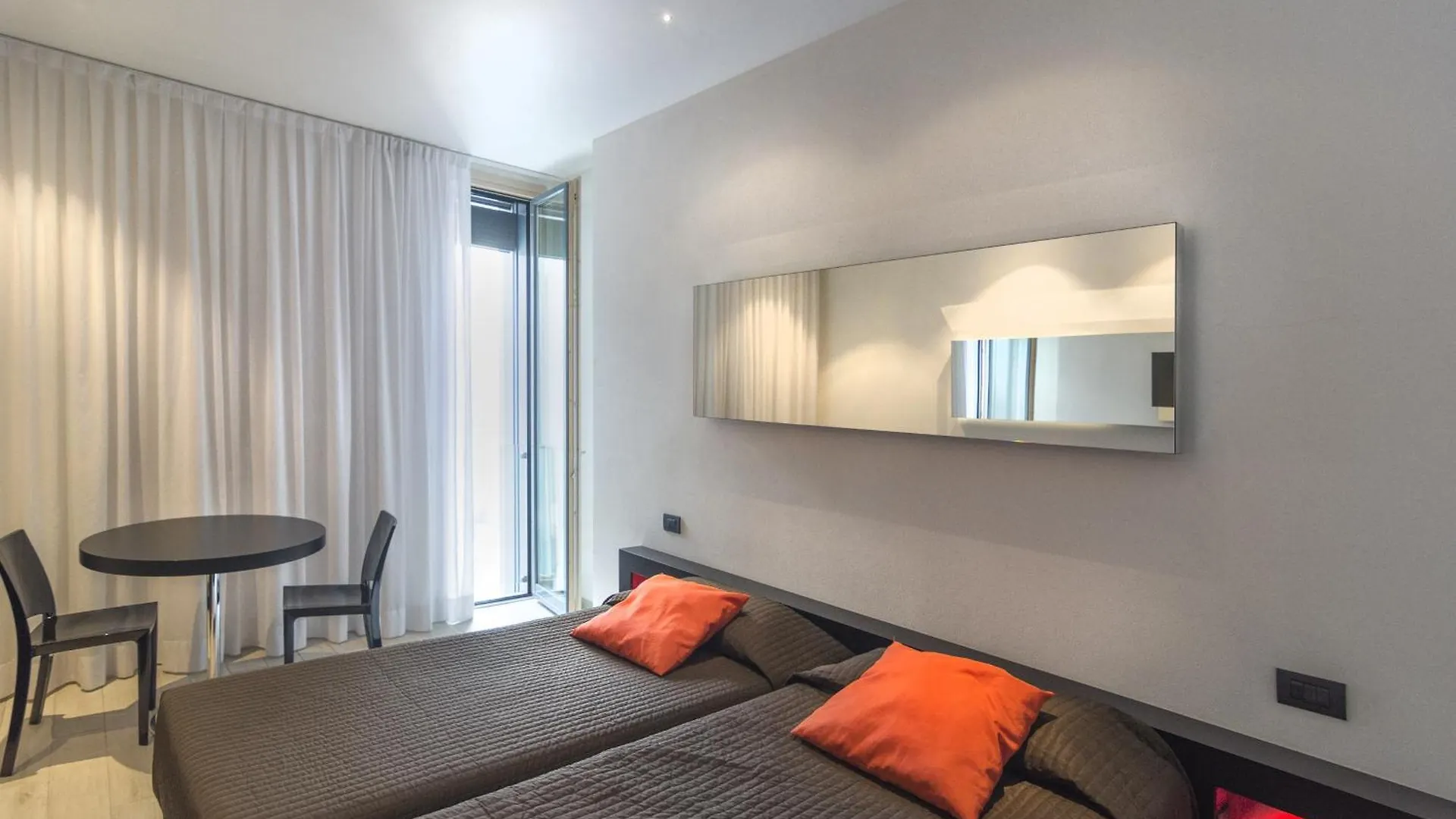 Blue Shades Hotel Pisa