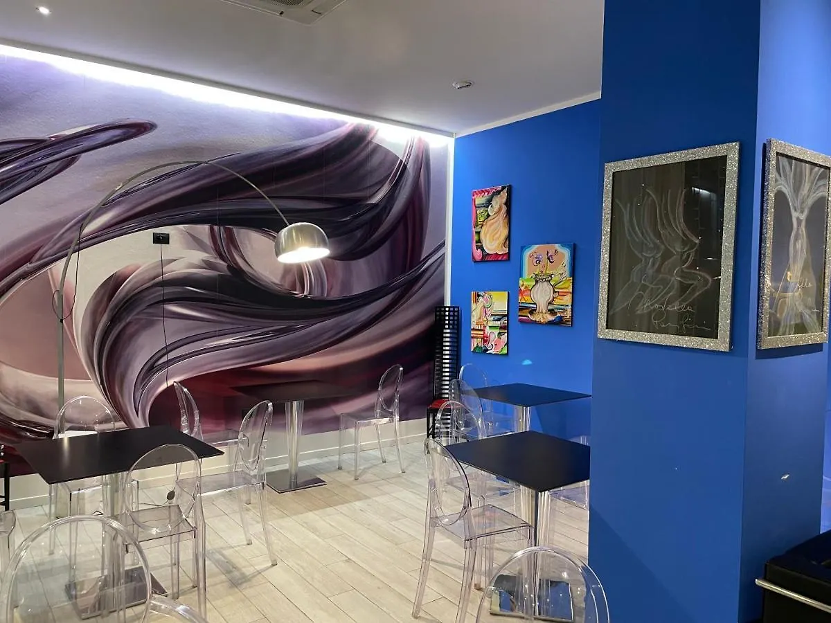 פיזה Blue Shades Hotel