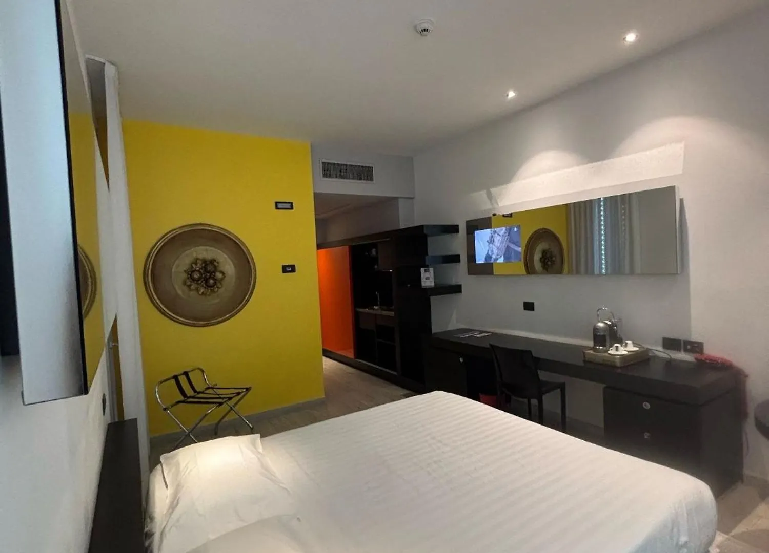 ****  פיזה Blue Shades Hotel איטליה