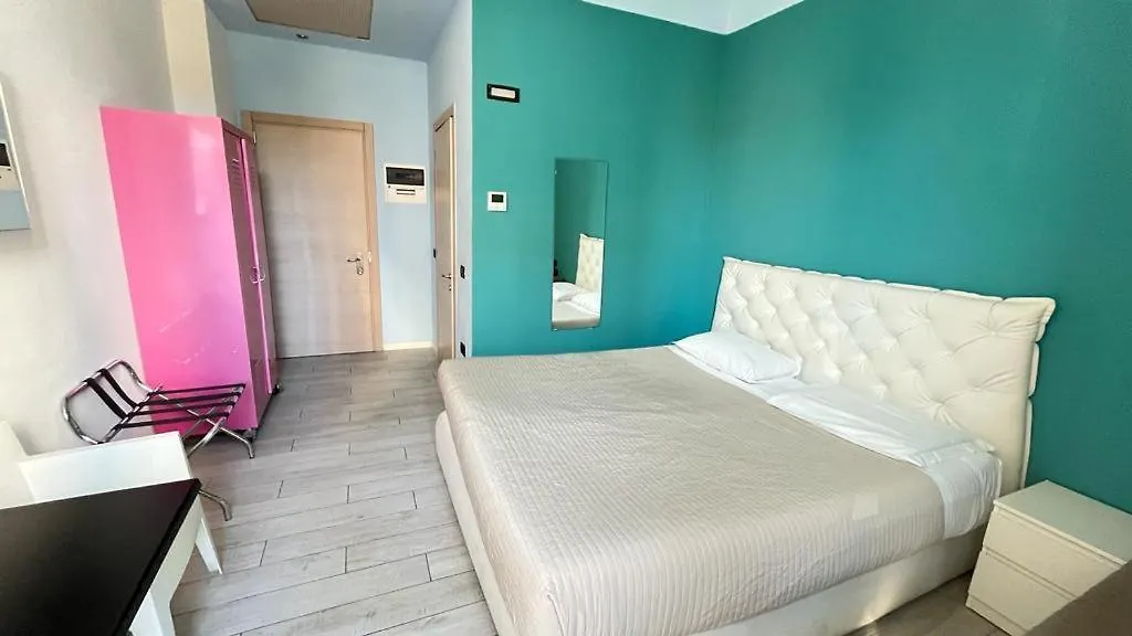 פיזה Blue Shades Hotel 4*,  איטליה